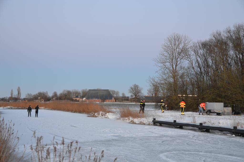 Aanhanger met mogelijk drugsafval gedumpt