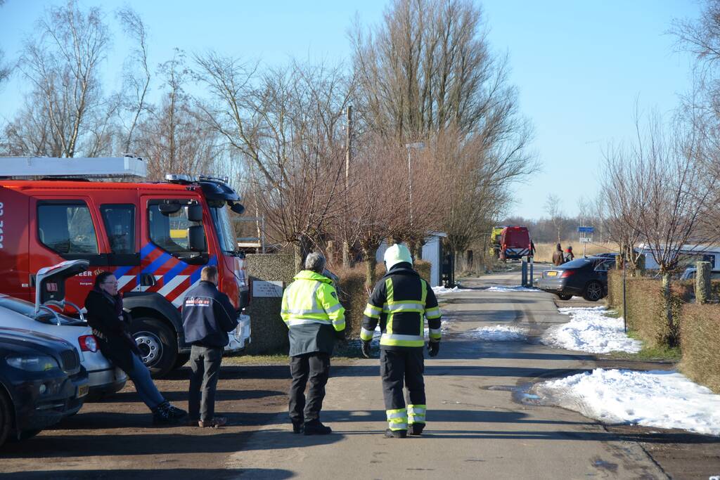 Gewonde met helikopter van ijs gered