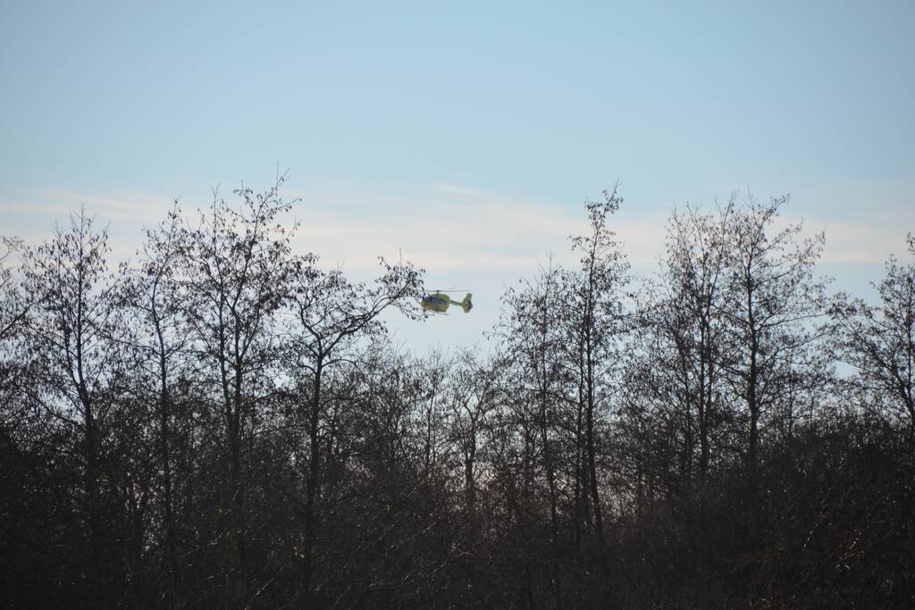 Gewonde met helikopter van ijs gered