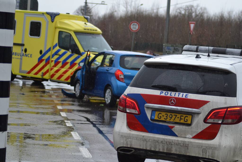 Persoon gewond bij ongeval op kruising