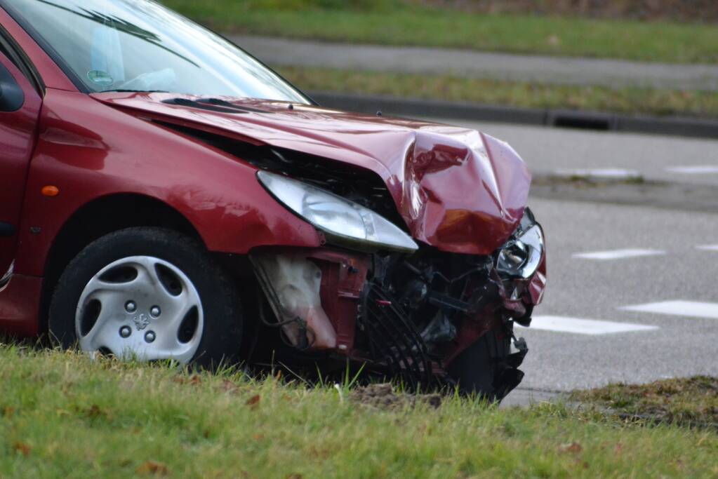 Persoon gewond bij aanrijding