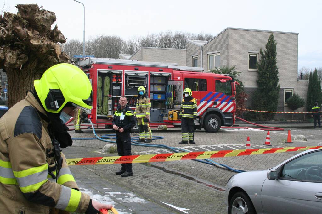 Veel schade bij uitslaande woningbrand