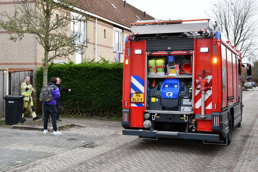 Papiercontainer brandt volledig uit
