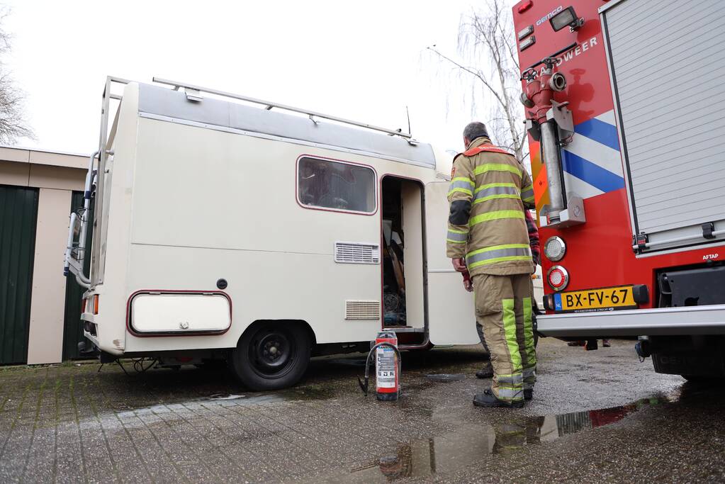 Veel schade na brand in camper