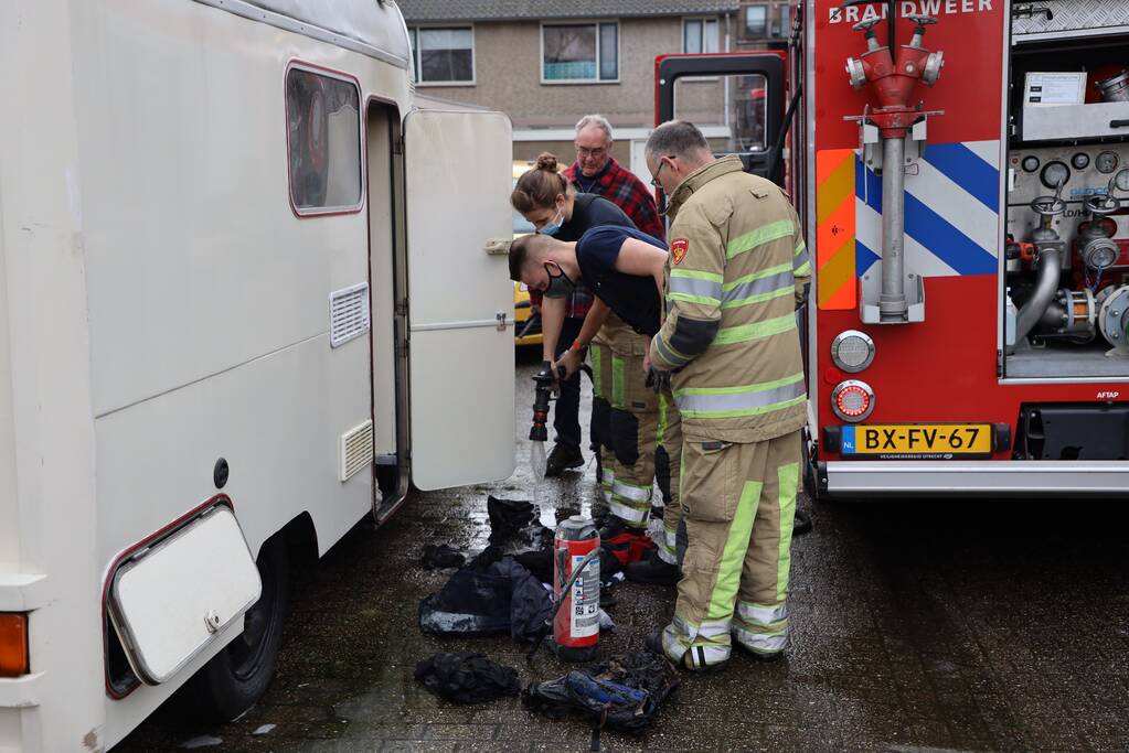 Veel schade na brand in camper