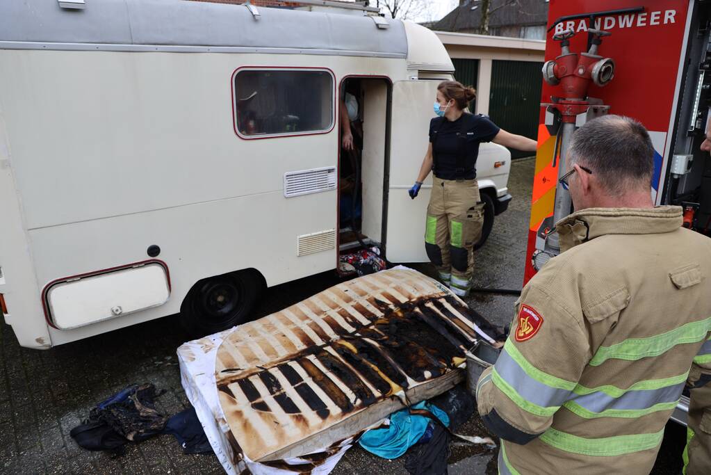 Veel schade na brand in camper