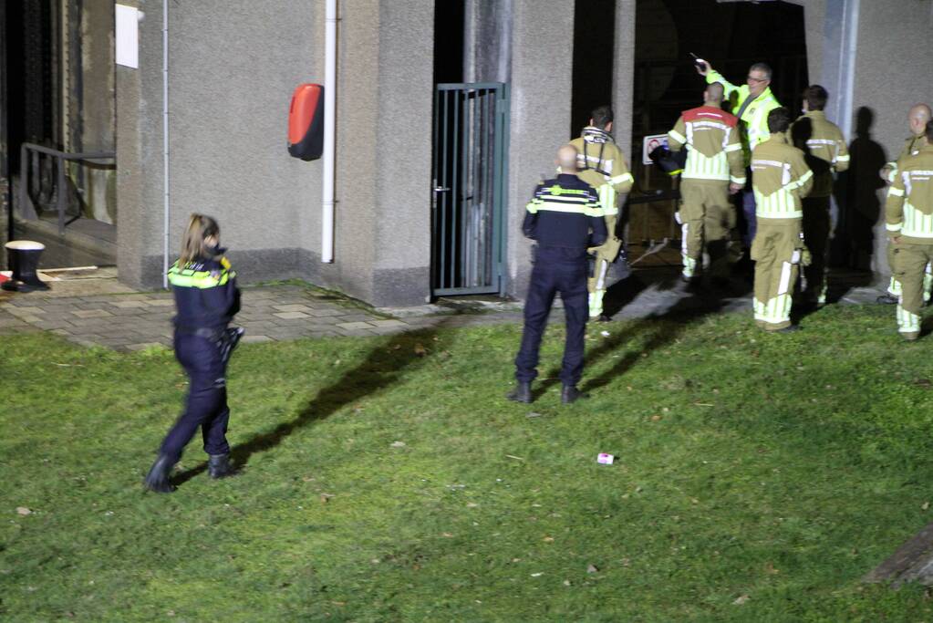 Sterke gaslucht op brug