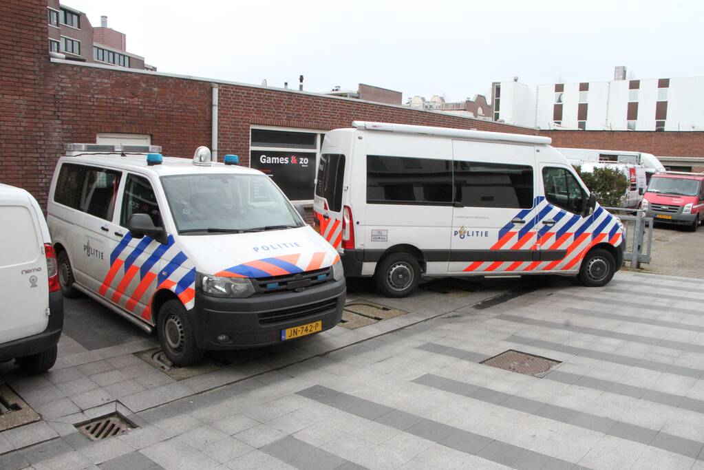 Hennepkwekerij ontdekt bij inval Finesse Exclusive Lounge