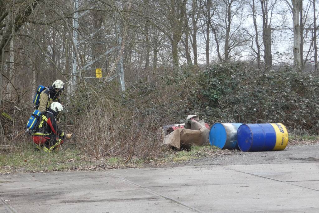 Onderzoek naar gedumpte vaten