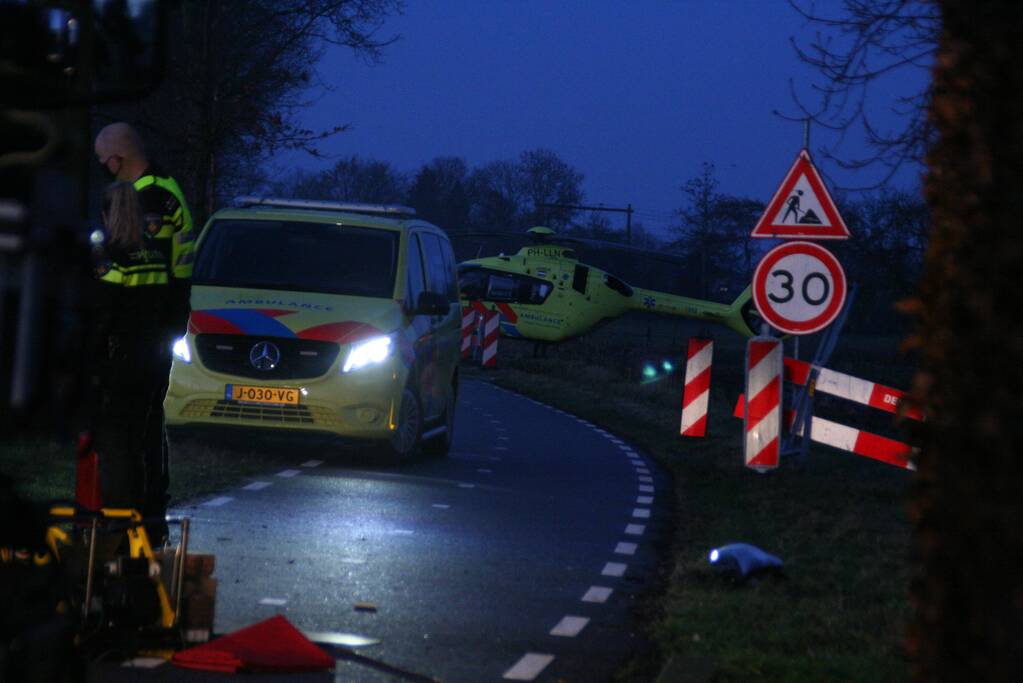 Twee gewonden bij frontale botsing