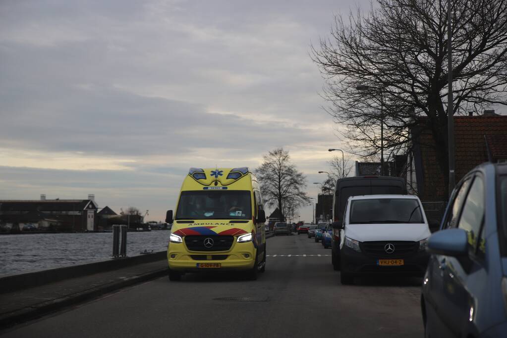 Brand na steekincident in woning