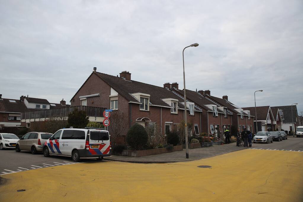 Brand na steekincident in woning