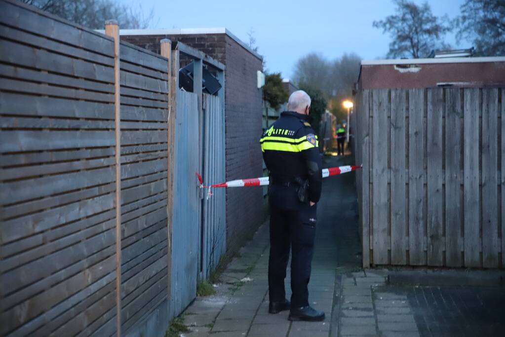 Politie start zoekactie na vermoedelijk steekpartij