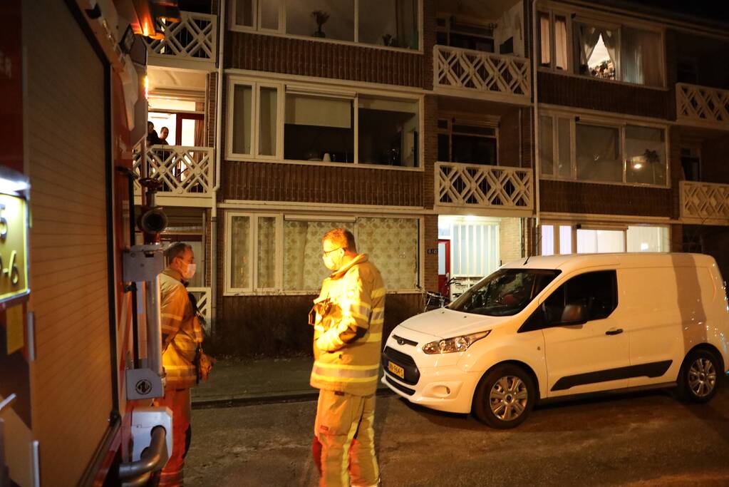 Brandweer doet onderzoek naar vreemde lucht