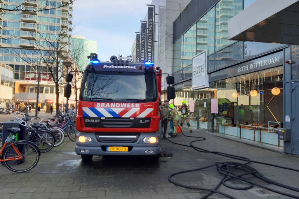 Persoon nagekeken na mogelijke brand