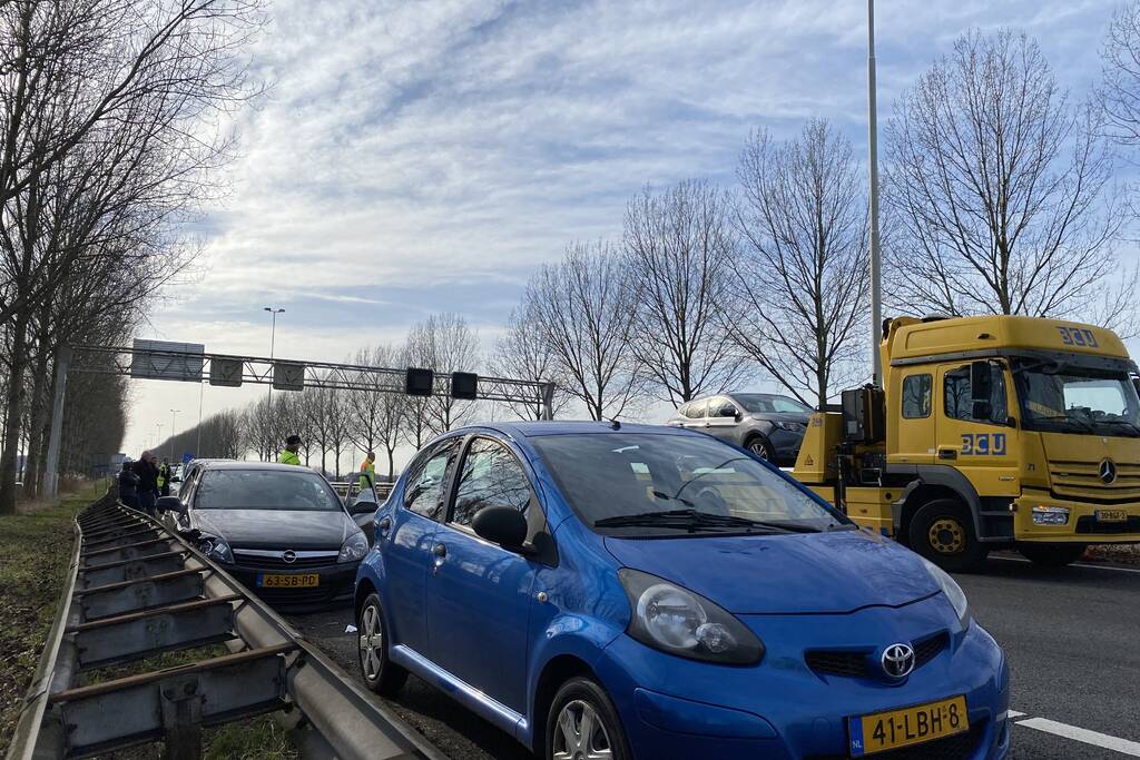 Schade bij ongeval op snelweg