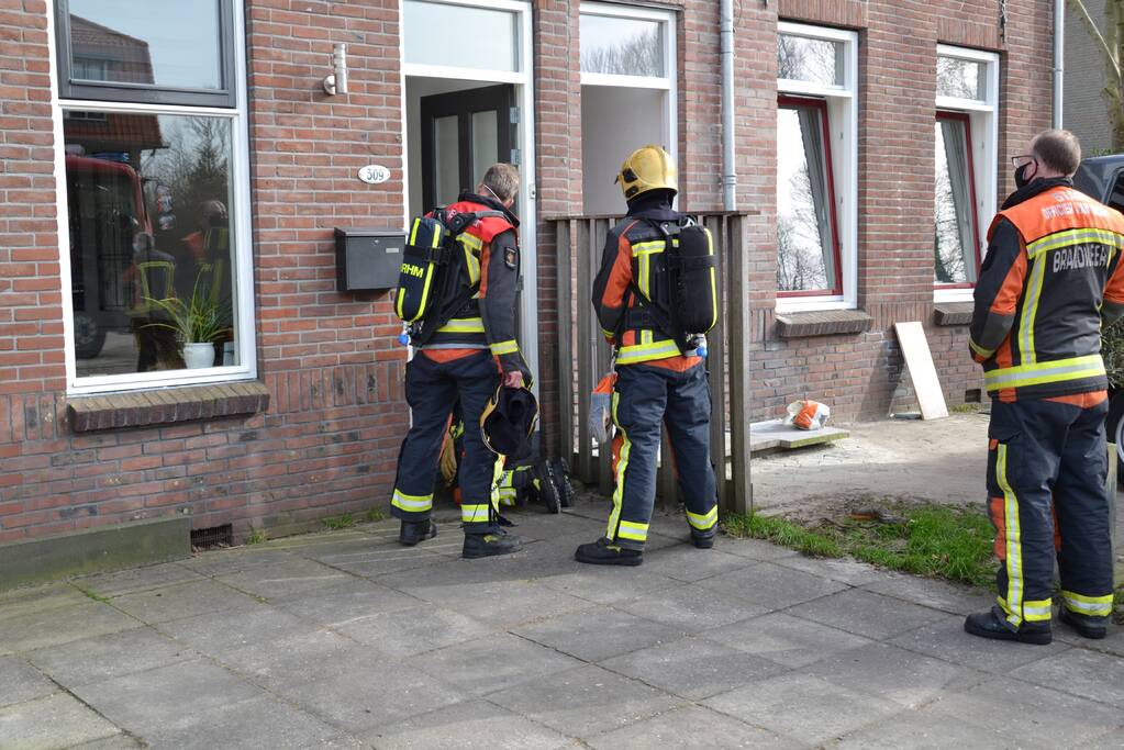 Brandweer doet onderzoek naar gaslucht