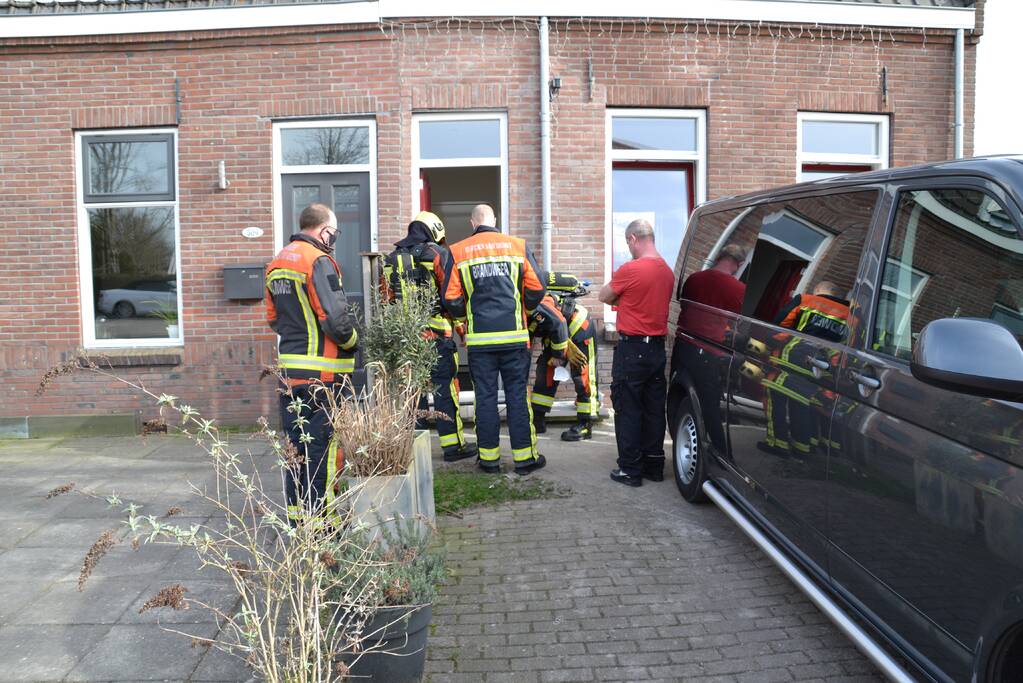 Brandweer doet onderzoek naar gaslucht