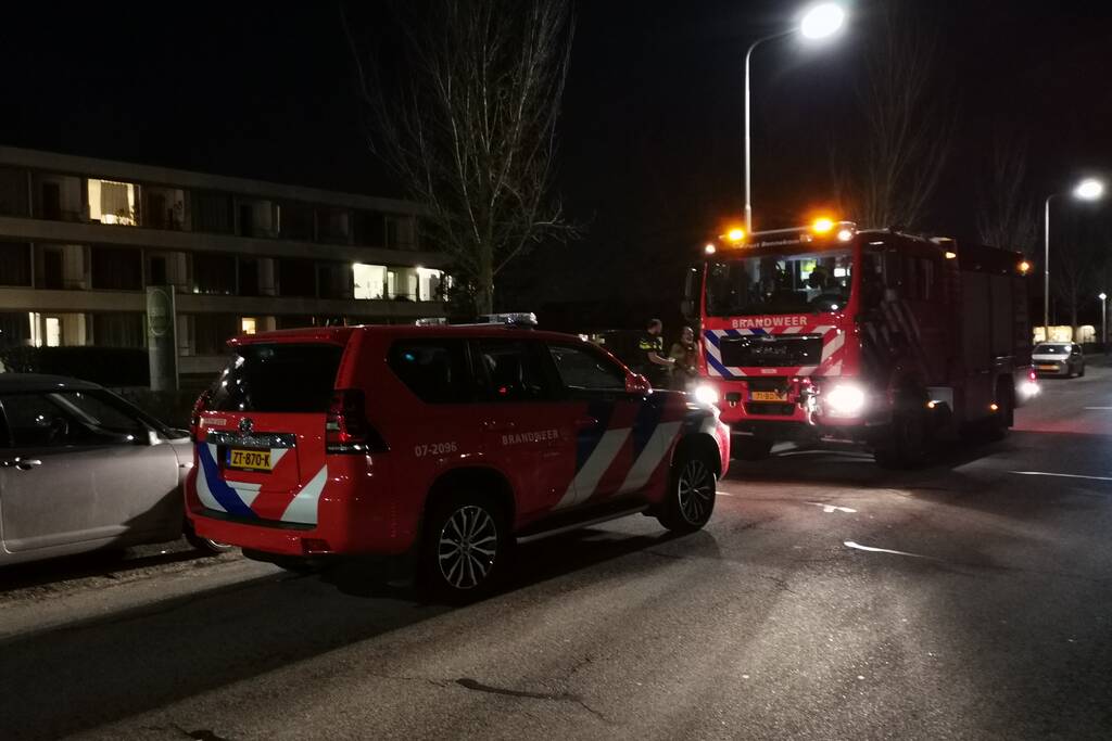 Brandweer doet onderzoek naar Aceton-lucht