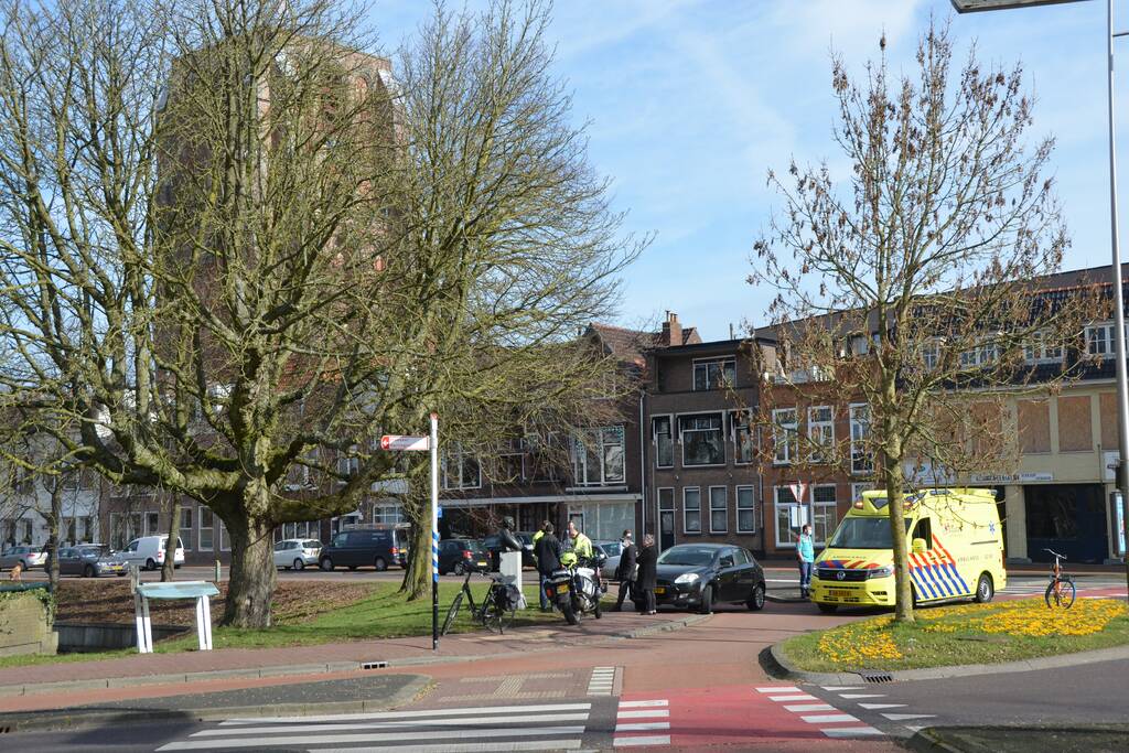 Fietser aangereden tijdens oversteken