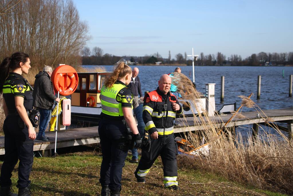 Onderzoek naar mogelijk vermiste kanoër op water Mooie Nel
