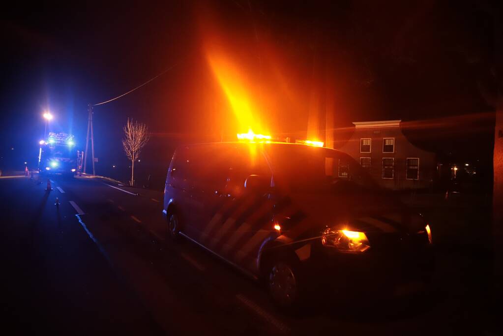 Grote hoop afval in brand