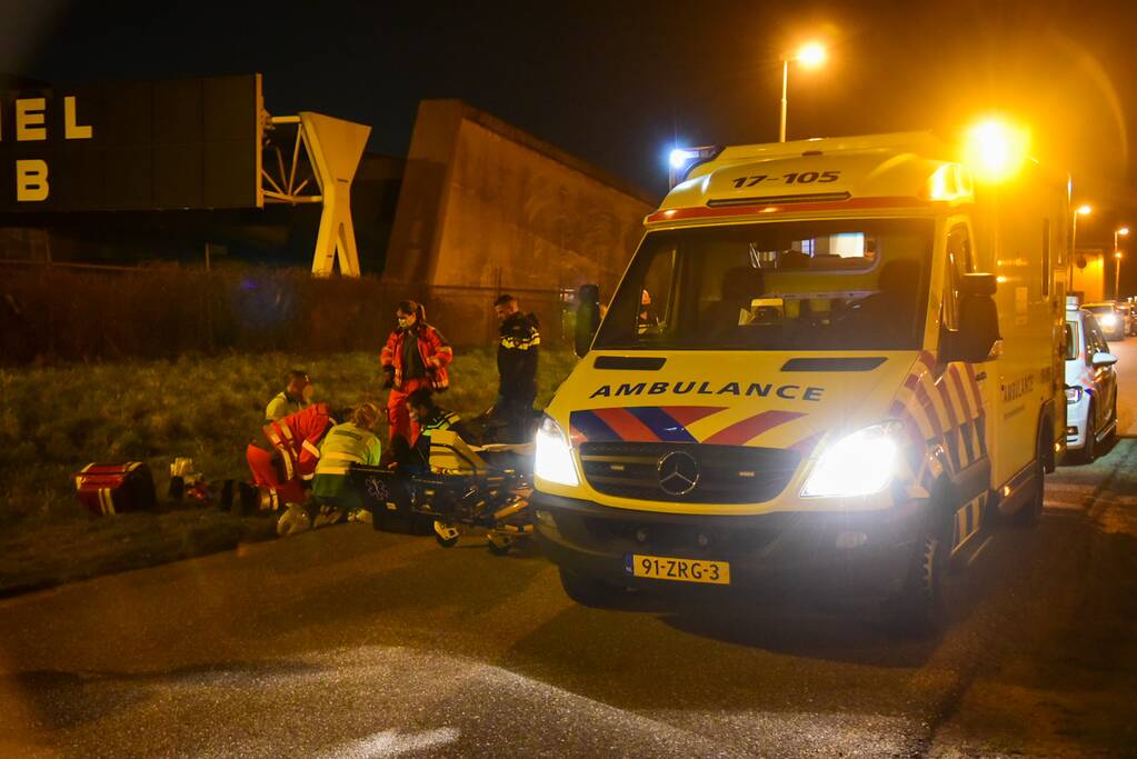 Scooterrijder zwaargewond na eenzijdig ongeval