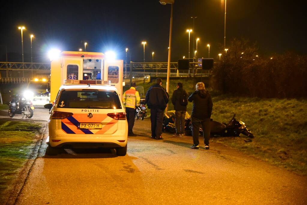 Scooterrijder zwaargewond na eenzijdig ongeval