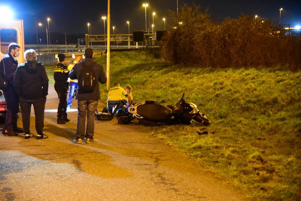 Scooterrijder zwaargewond na eenzijdig ongeval
