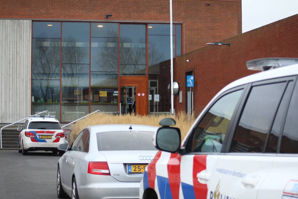 Persoon met verward gedrag uit Asielzoekerscentrum Doggershoek gehaald