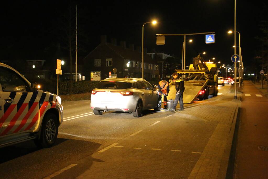 Schade bij botsing tussen lijnbus en auto