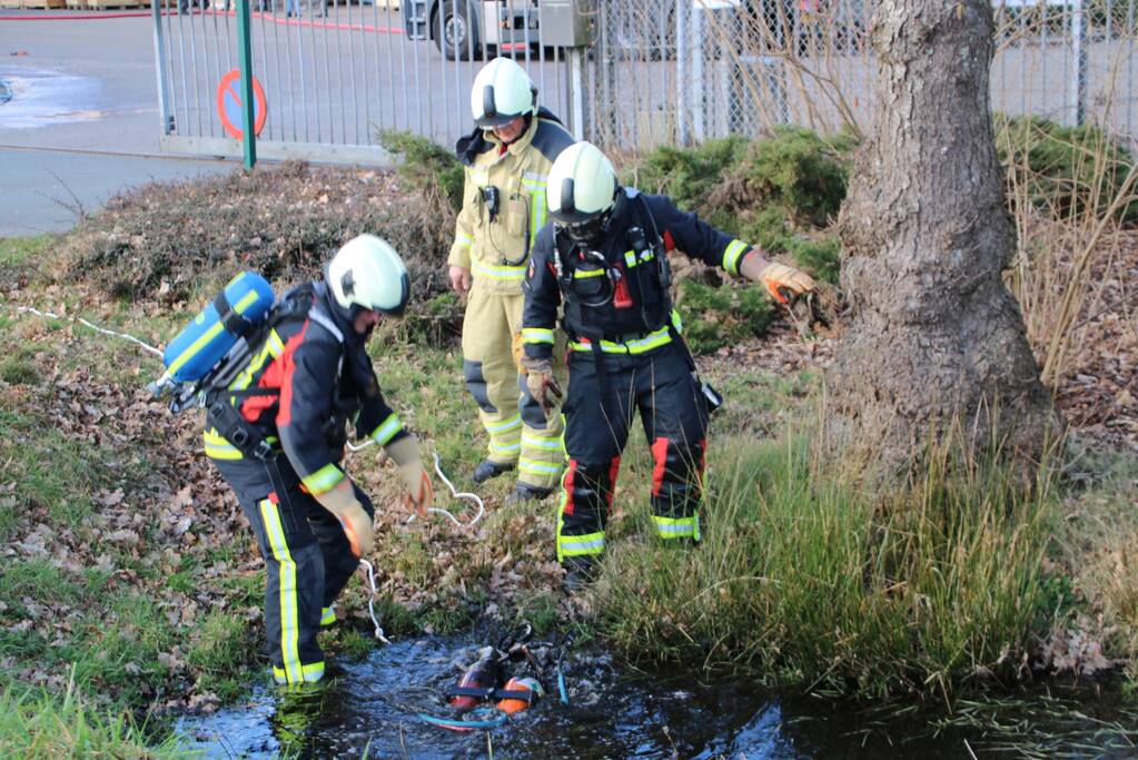 Gasfles in brand bij Phoenix Pallets