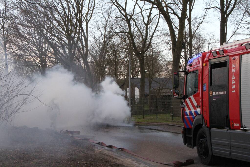 Veel schade na autobrand