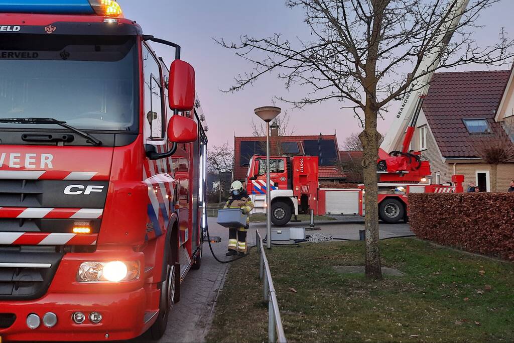 Schoorsteen geveegd na brand
