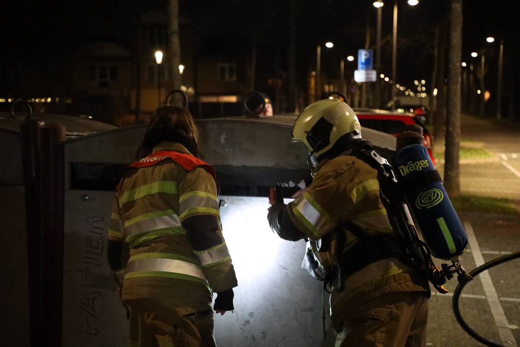 Papier in brand na brandstichting