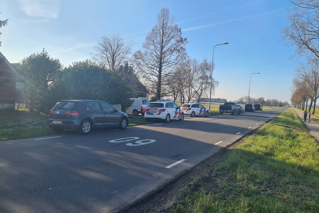 Politie onderzoek bij woning