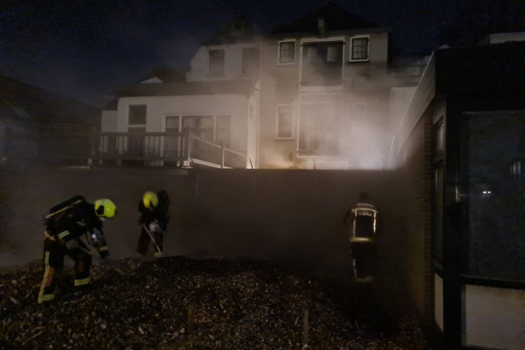 Berg met houtsnippers uit elkaar gehaald
