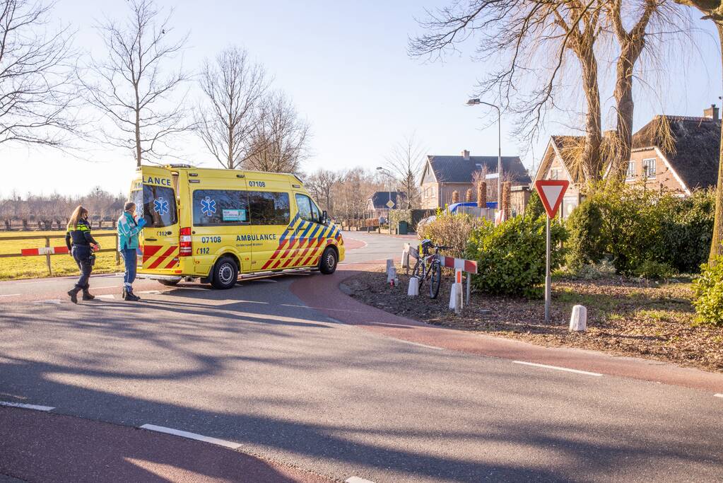 Mountainbikester gewond bij aanrijding