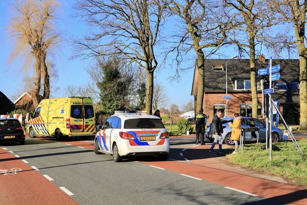 Mountainbikester gewond bij aanrijding