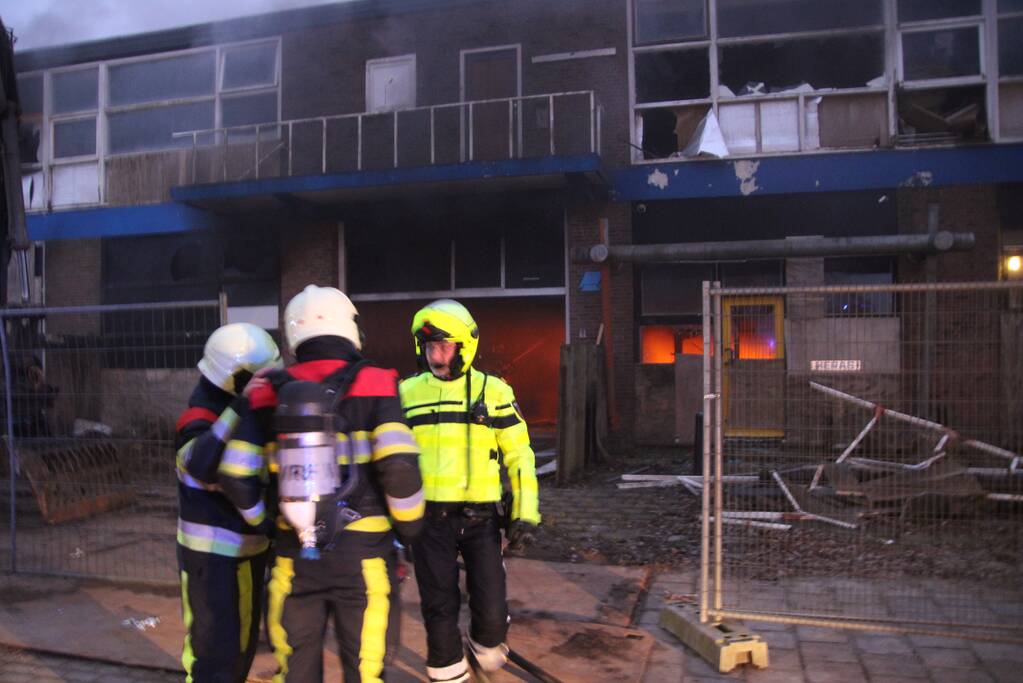 Flinke brand in leegstaand pand