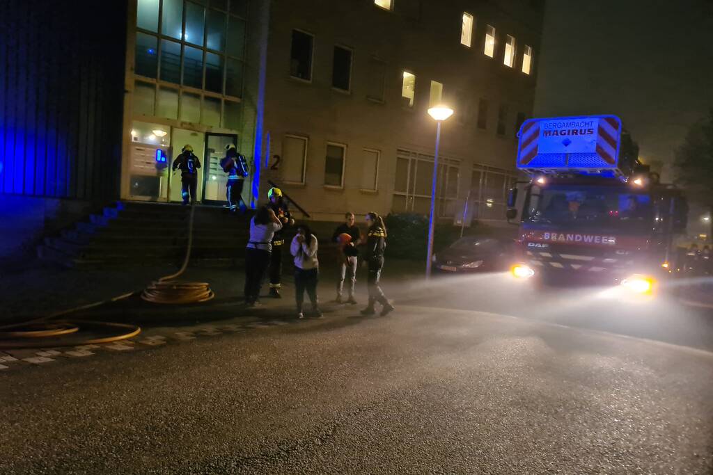 21 appartementen ontruimd door brand in kelder