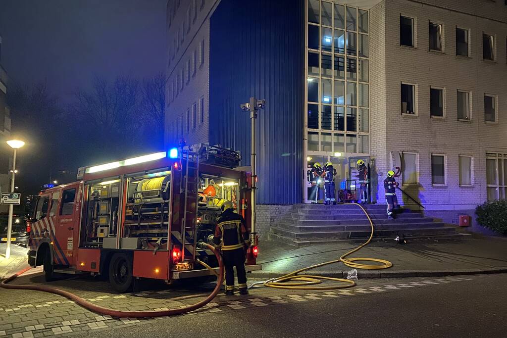 21 appartementen ontruimd door brand in kelder
