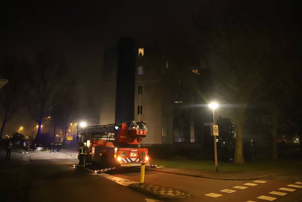 21 appartementen ontruimd door brand in kelder