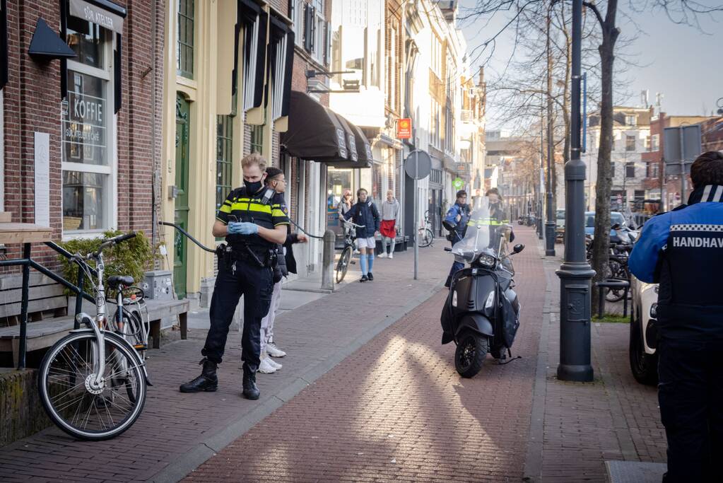 Fietser gewond bij botsing met scooterrijder