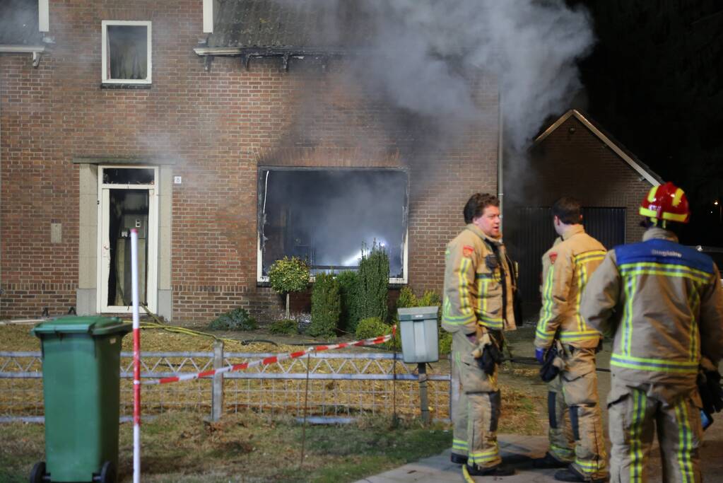 Woning onbewoonbaar na woningbrand