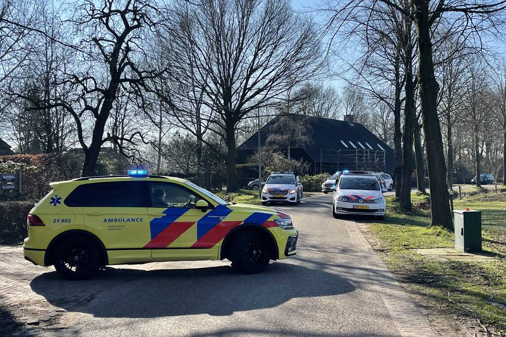 Traumahelikopter landt voor ernstig incident op boerenterrein