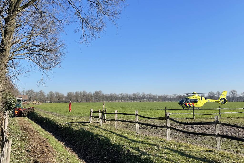 Traumahelikopter landt voor ernstig incident op boerenterrein