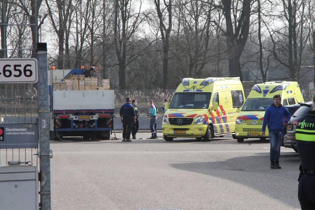 Persoon gewond bij incident bedrijventerrein