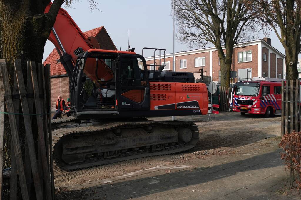 Gasleiding geraakt bij graafwerkzaamheden