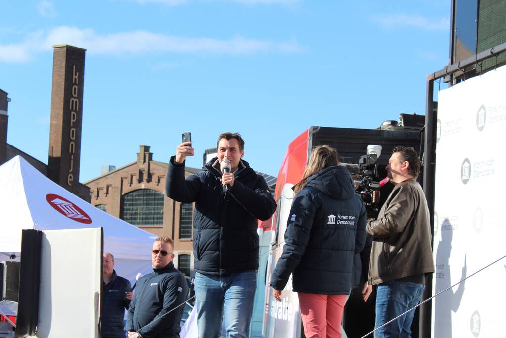 Bijeenkomst Forum met Thierry Baudet trekt veel belangstelling